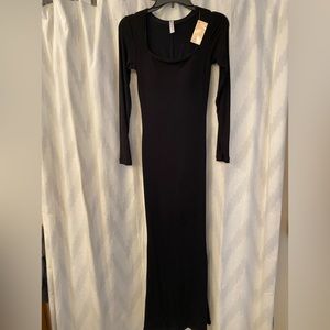 POPILUSH shape wear dress NWT. Sz M